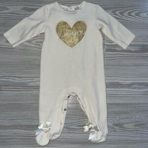 Baby Girl Fleece Footed Sleeper 3–6M White Heart Pajamas